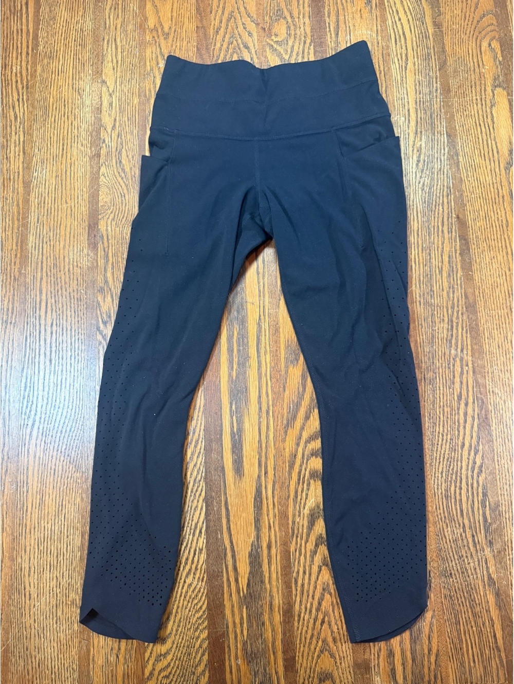 Athleta Interval Stash Perforated Leggings Black Small Petite SP Pockets